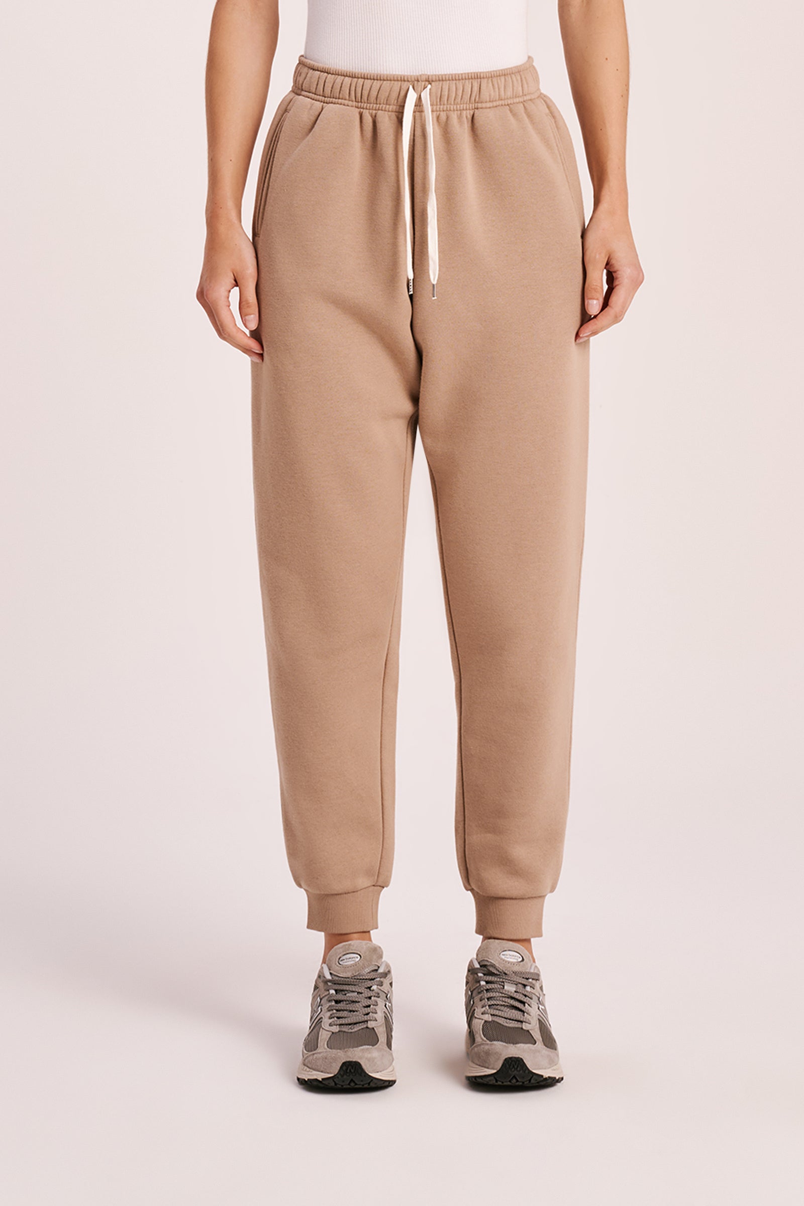 Carter Classic Trackpant Mocha 