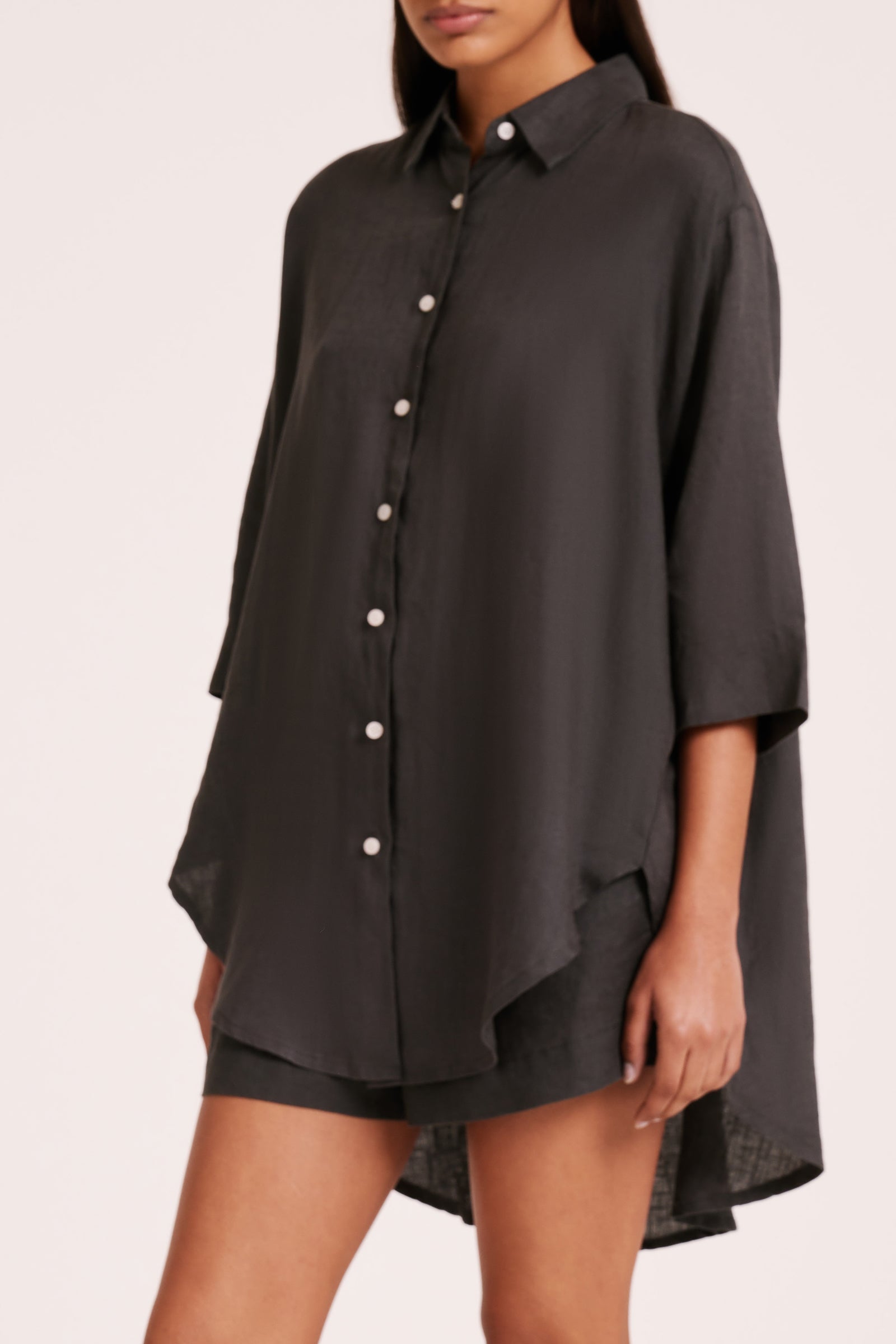 Lounge Linen Longline Shirt Coal 