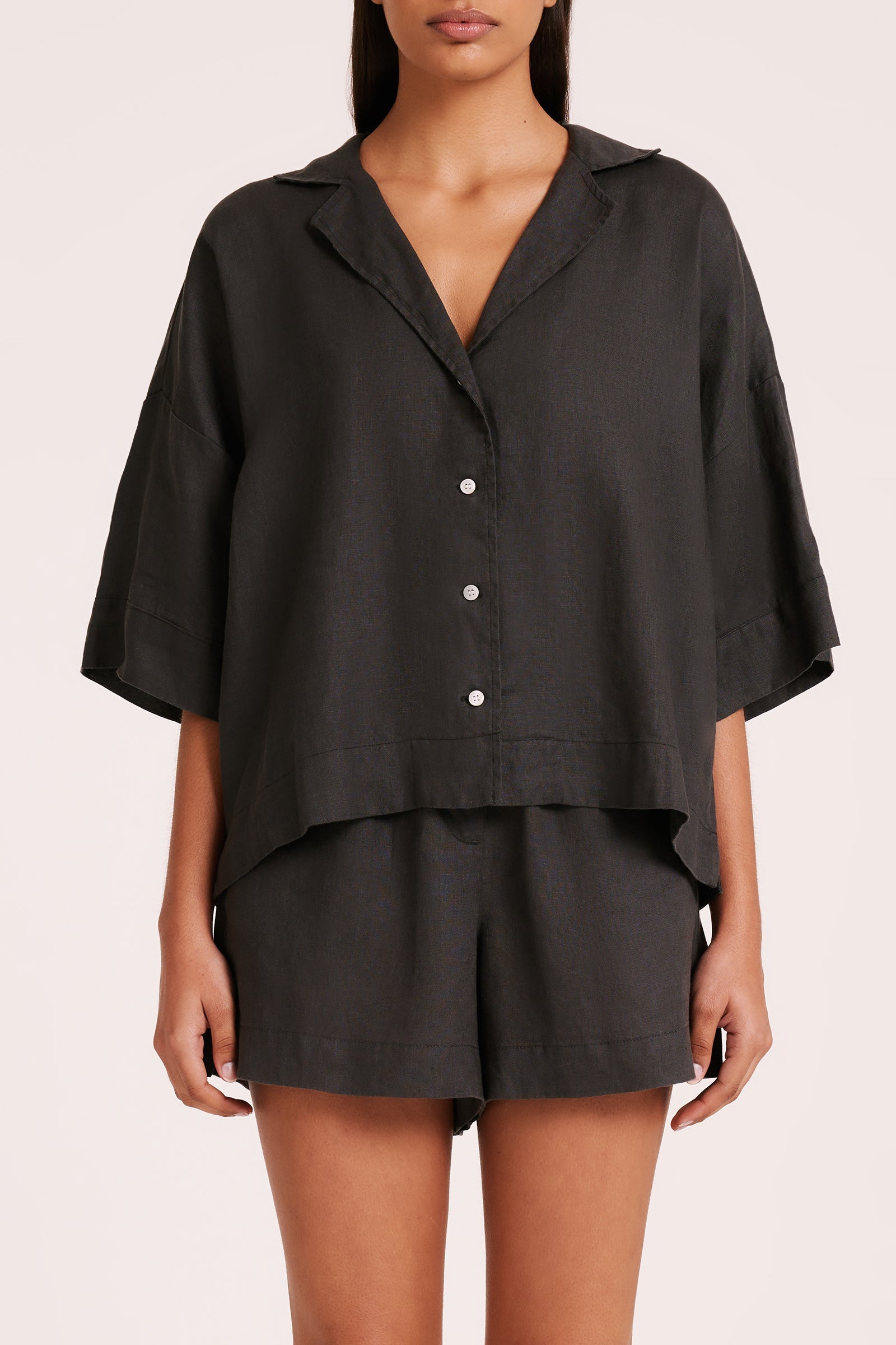 Lounge Linen Shirt Coal 